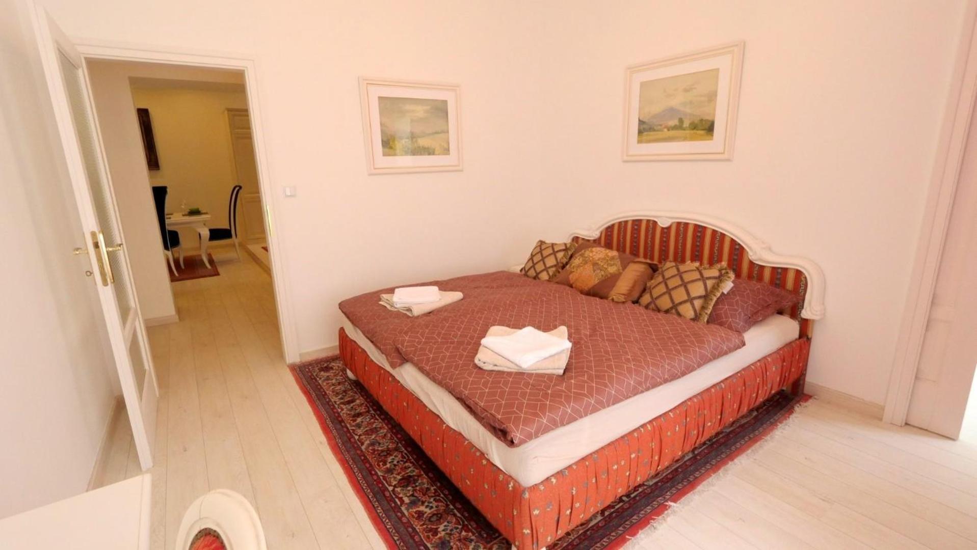 Velky 3I Apartman V Centre Mesta Bratislava Exteriör bild